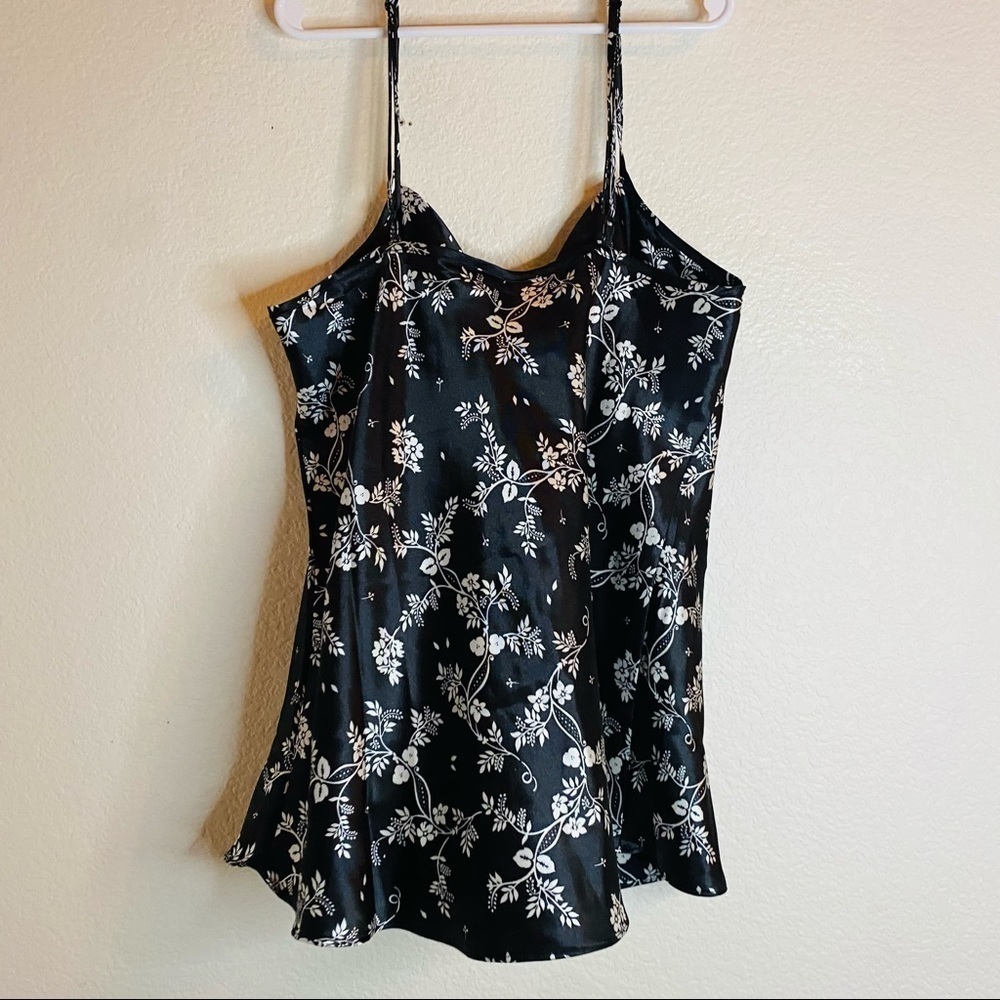 La Vie en Rose Floral Camisole Size: Small - Picture 2 of 4